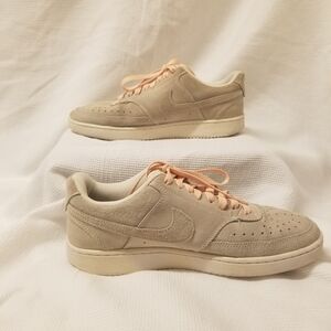 Nike Court Vision Low Sneaker